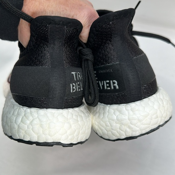 NIB ADIDAS AM4 Marvel 80 VOL 2 Men's Sneakers FY3006 - Picture 5 of 11